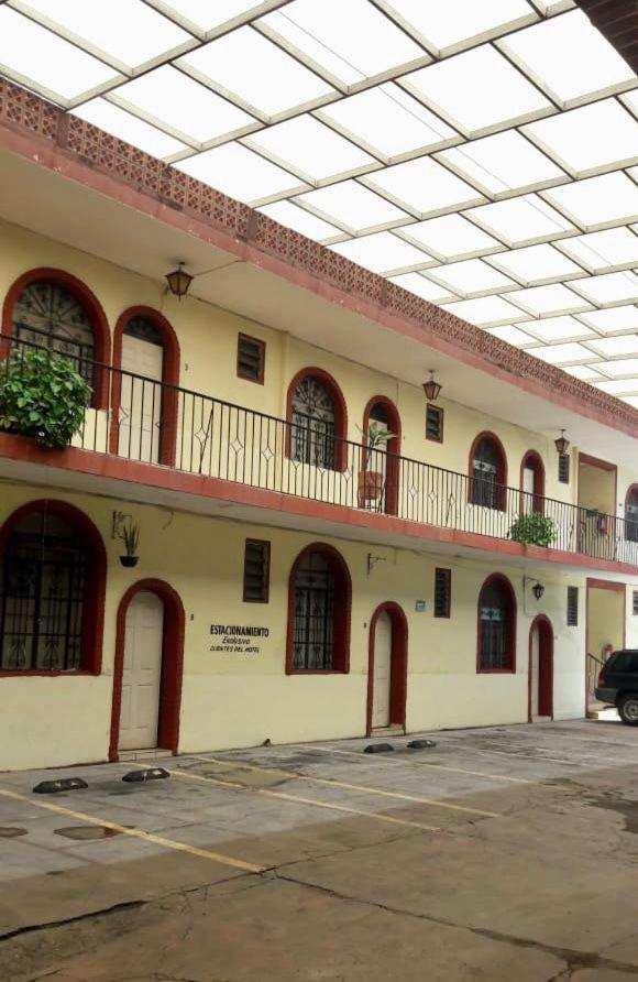 Hotel Maya Ixtlan Ixtlan del Rio Luaran gambar